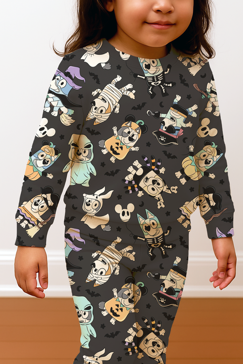 Howl-O-Ween (Pre-Order)